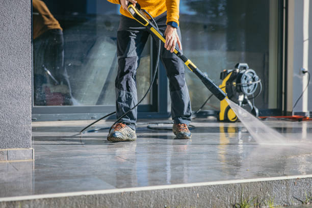 Best Concrete Pressure Washing  in Dover, OH